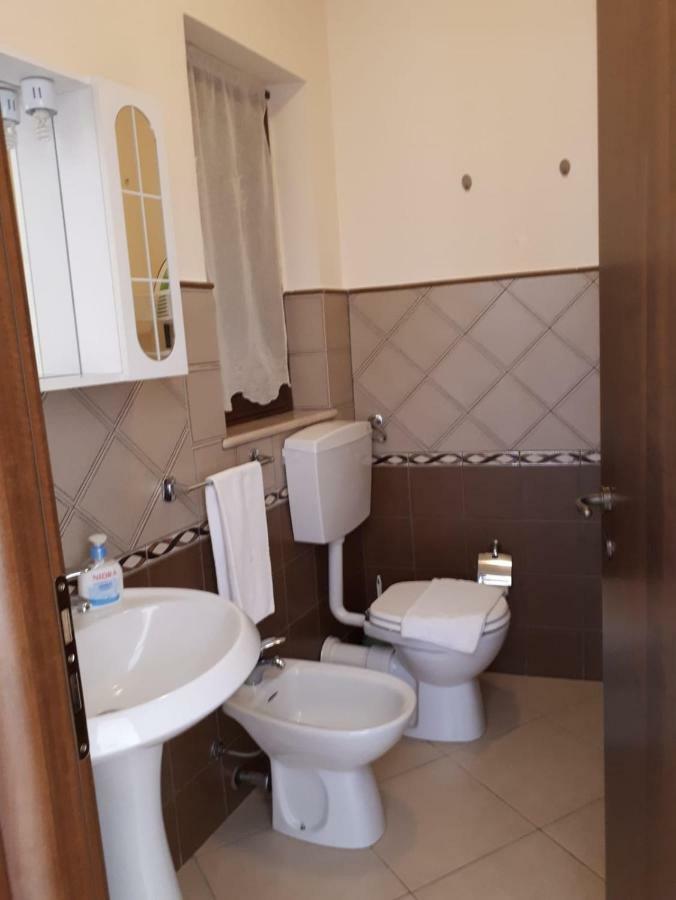 Casa Vacanza "La Chiazza Di Grutti" Grotte  Exterior foto